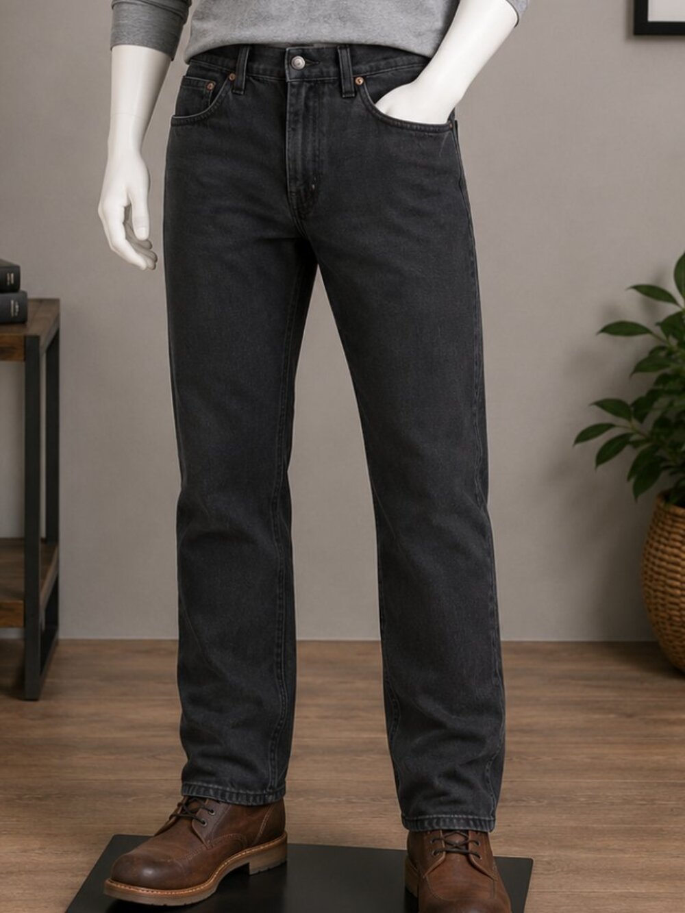 NWOT Levi’s 505 Men’s Dark Gray Straight Jeans – Size 34x32